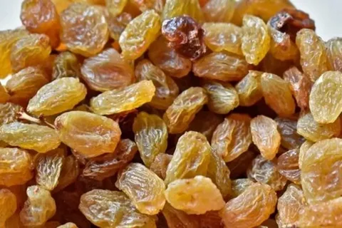 تصویر 3 از قیمت مناسب + فروش استثنایی کشمش تیزابی صادراتی